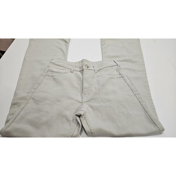 DIVIDE JEANS By H&M. Light Gray Denim Size 8 Inseam 31" Waist 27" - Picture 4 of 7